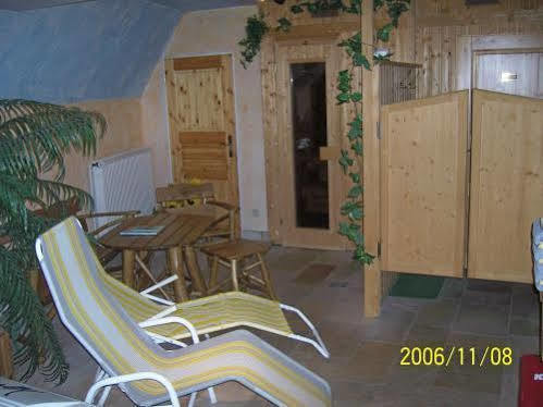 Hotel "Drei Rosen" Ohg Regina & Hans - Peter Fassbinder Leinefelde-Worbis المظهر الخارجي الصورة
