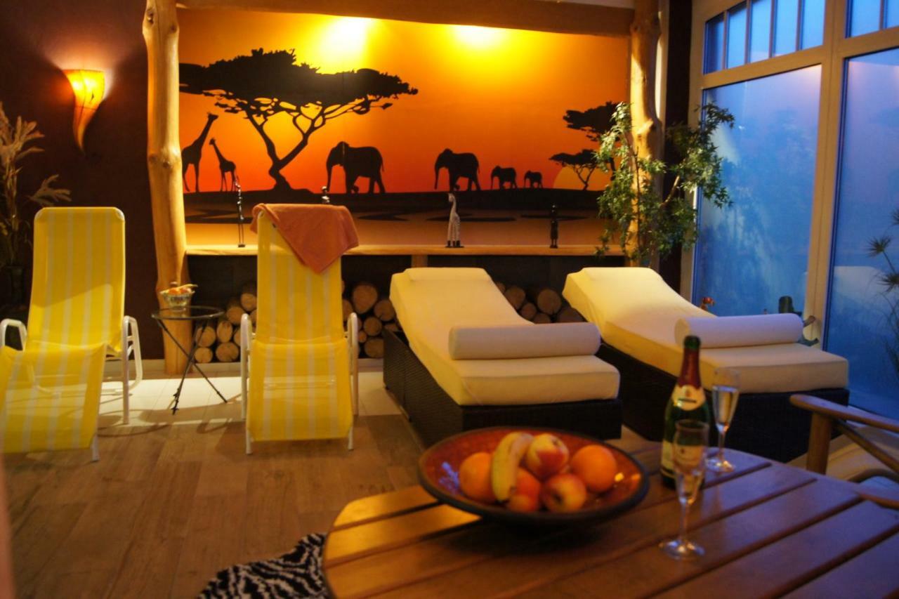 Hotel "Drei Rosen" Ohg Regina & Hans - Peter Fassbinder Leinefelde-Worbis المظهر الخارجي الصورة